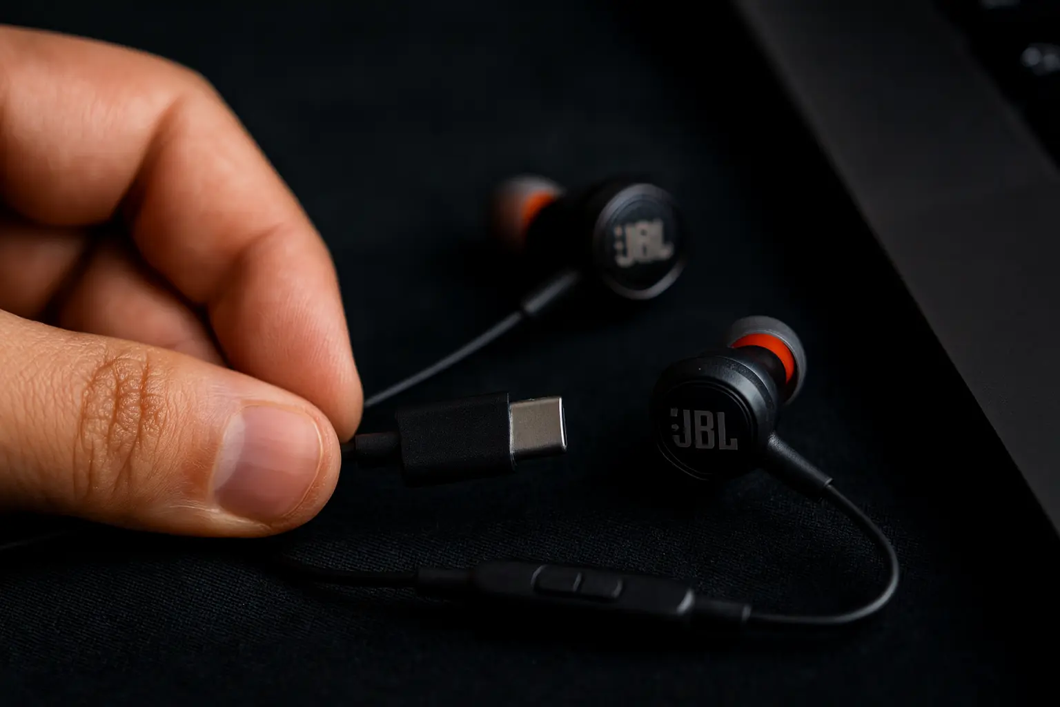 JBL Quantum 50C barato e confiável para qualquer bolso