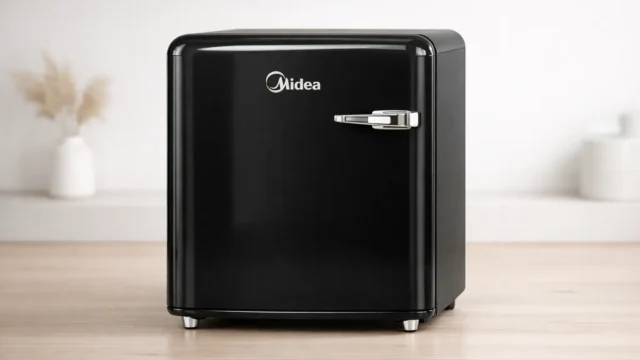 Guia de Compra: 3 Melhores Frigobares Retrô Midea Atualizados