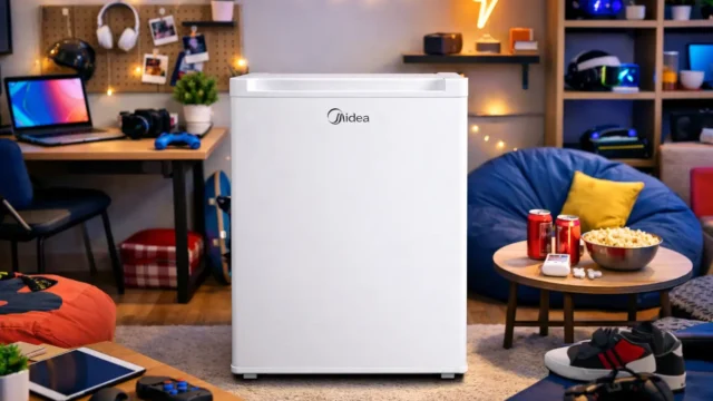 Bateria que dura: 3 Frigobares Midea para um dia inteiro
